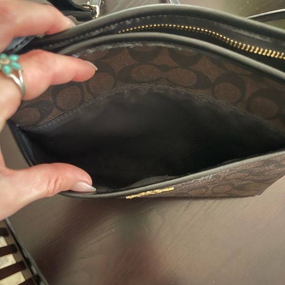 COACH FILE CROSSBODY IN SIGNATURE CANVAS - Picture 7 of 7